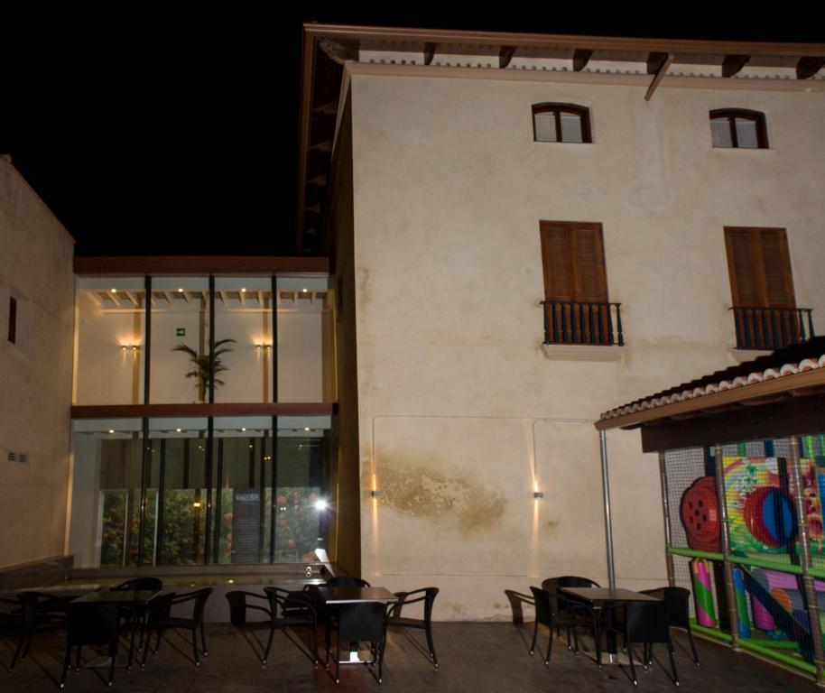Hotel-Restaurante Casa Blava 알지라 외부 사진